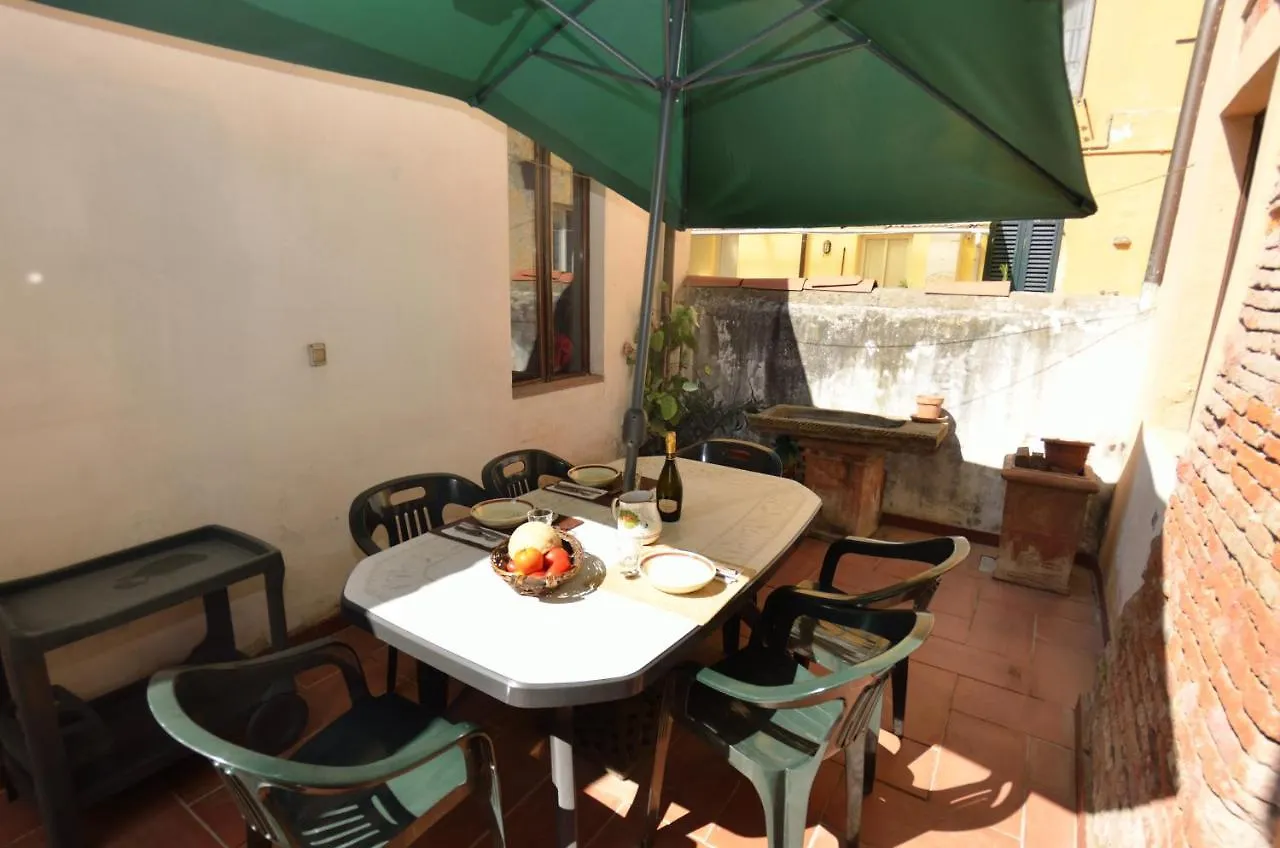 Casina Bella Di Lucca Apartment Italy