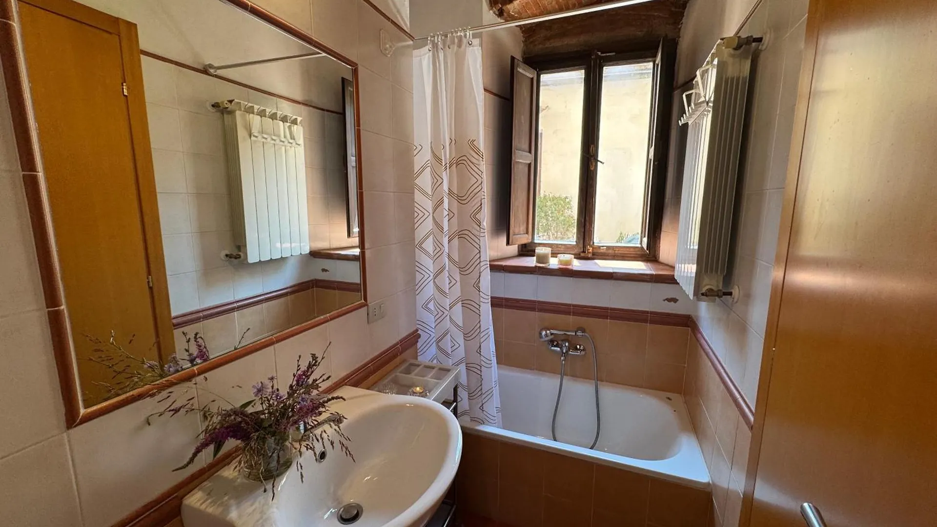 Casina Bella Di Lucca Apartamento